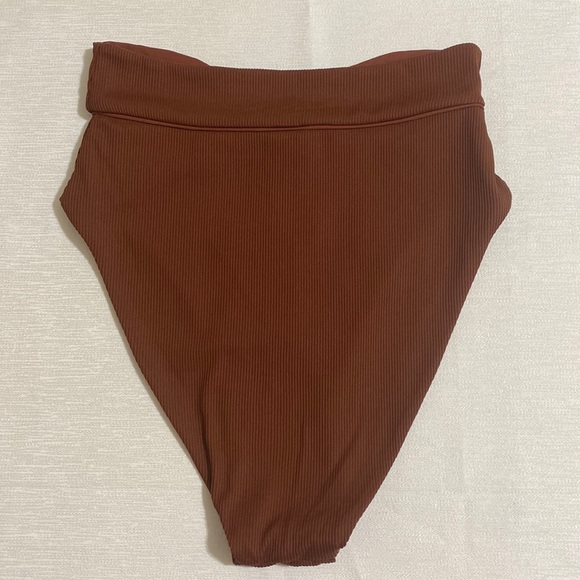L*SPACE Women's LUKE BOTTOM BITSY Bikini Bottom BROWN - Picture 2 of 4